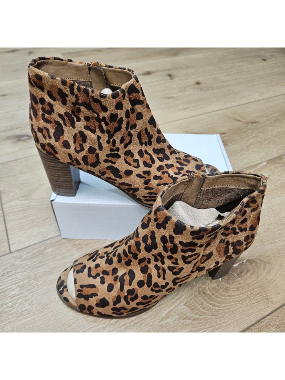 Leopard Print Peep Toe Booties Chunky Heel Ankle Shoes Womens 7.5 Animal Print